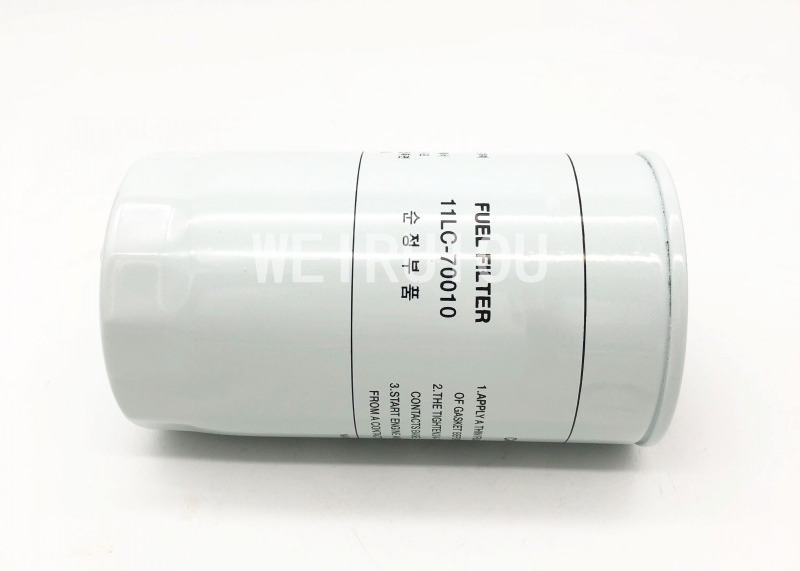 M20x1.5 Fuel Filters For Diesel Engines BF7922 FF5612 11LC-70010