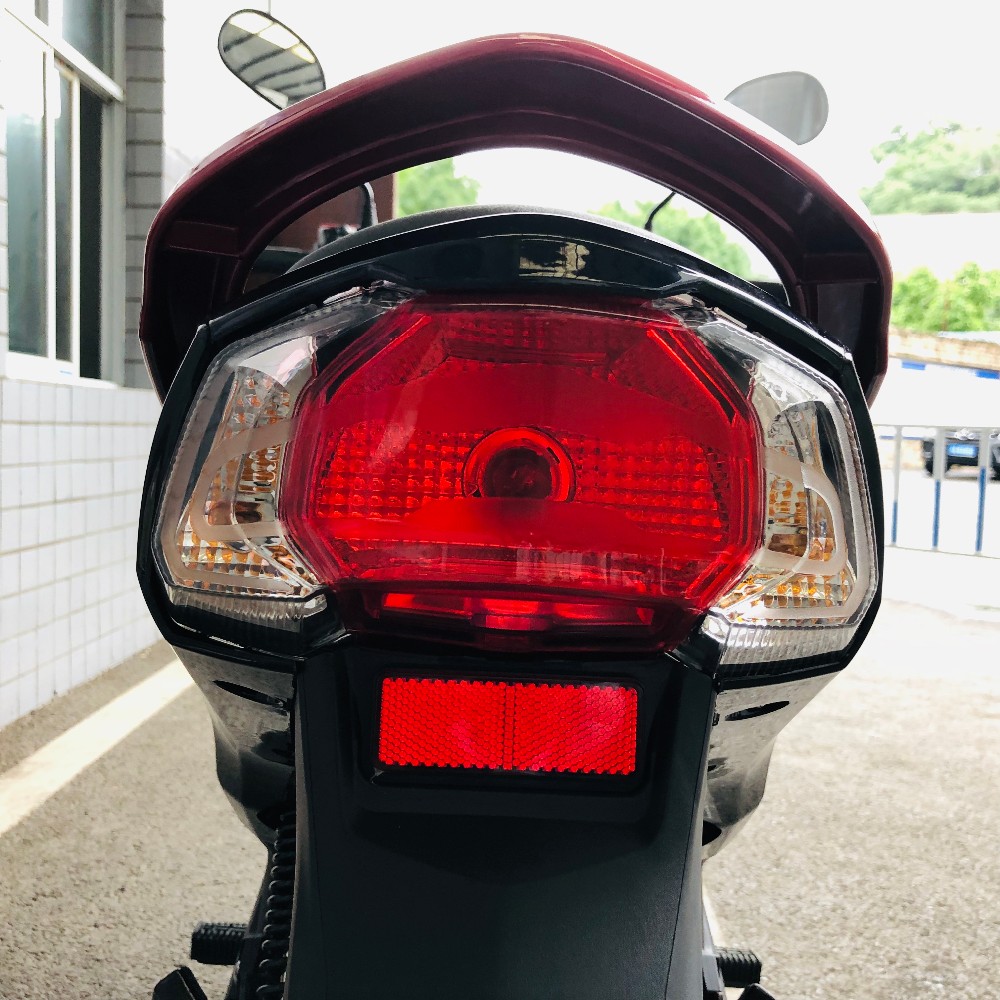 New Model fashion design 110CC scooter motorcycle