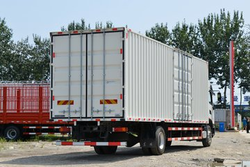 Gross Vehicle Weight 15001-20000 kg Dongfeng Pickup Cargo Van with Customizable Features