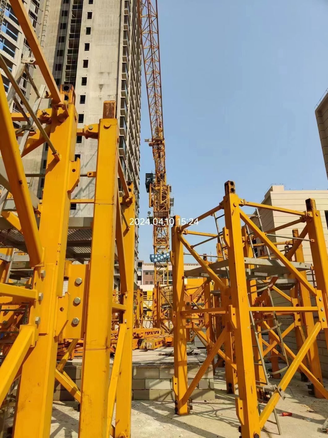 Zoomlion Tower Cranes for Sale, with a Maximum Lifting Capacity of 16 Tons