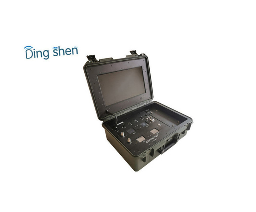 Professional Outdoor 17 Inch 4 Channels COFDM HD Video Transmitter Receiver