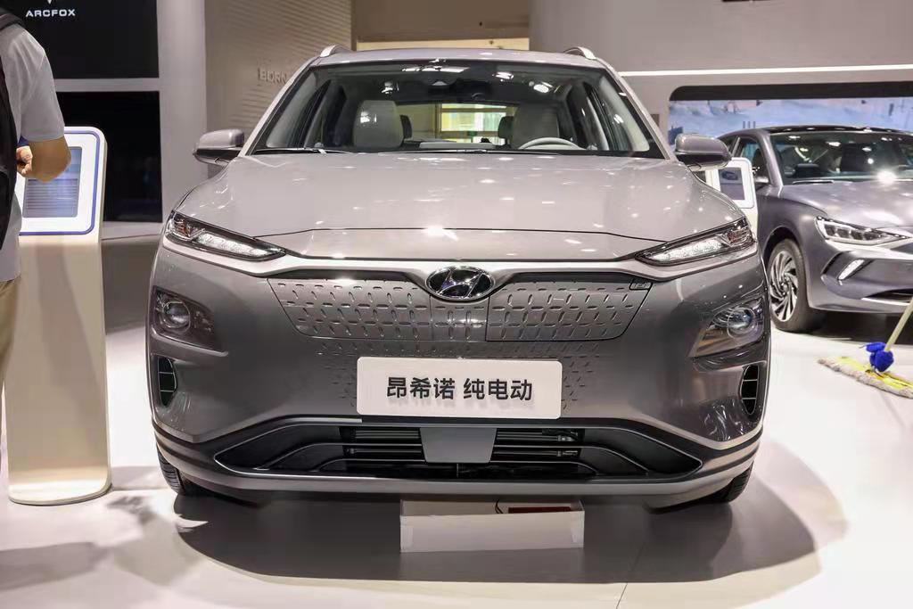ENCINO 2024 4 Wheels 5 Seats Powerful Engine Electric Car With Fast Charge 0.67h and Protection for Market