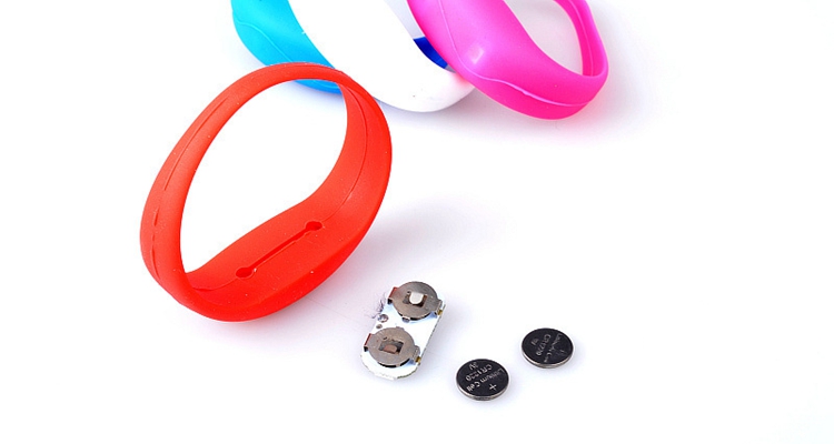 Programmable Blue Led RFID Silicone Bracelets Glow Motion For Membership Management