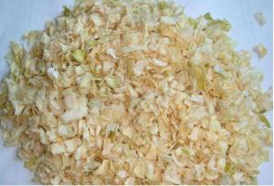 Quality NO GMO 30*40mm Baked Dehydrated Minced Onion wholesale