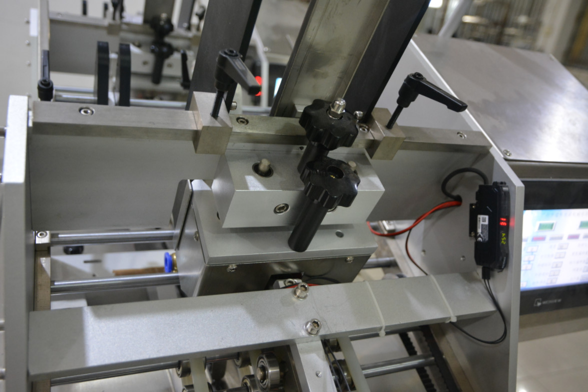 Foods Vegetable Fruits Flow Wrap Packaging Machine CE SGS ISO9001