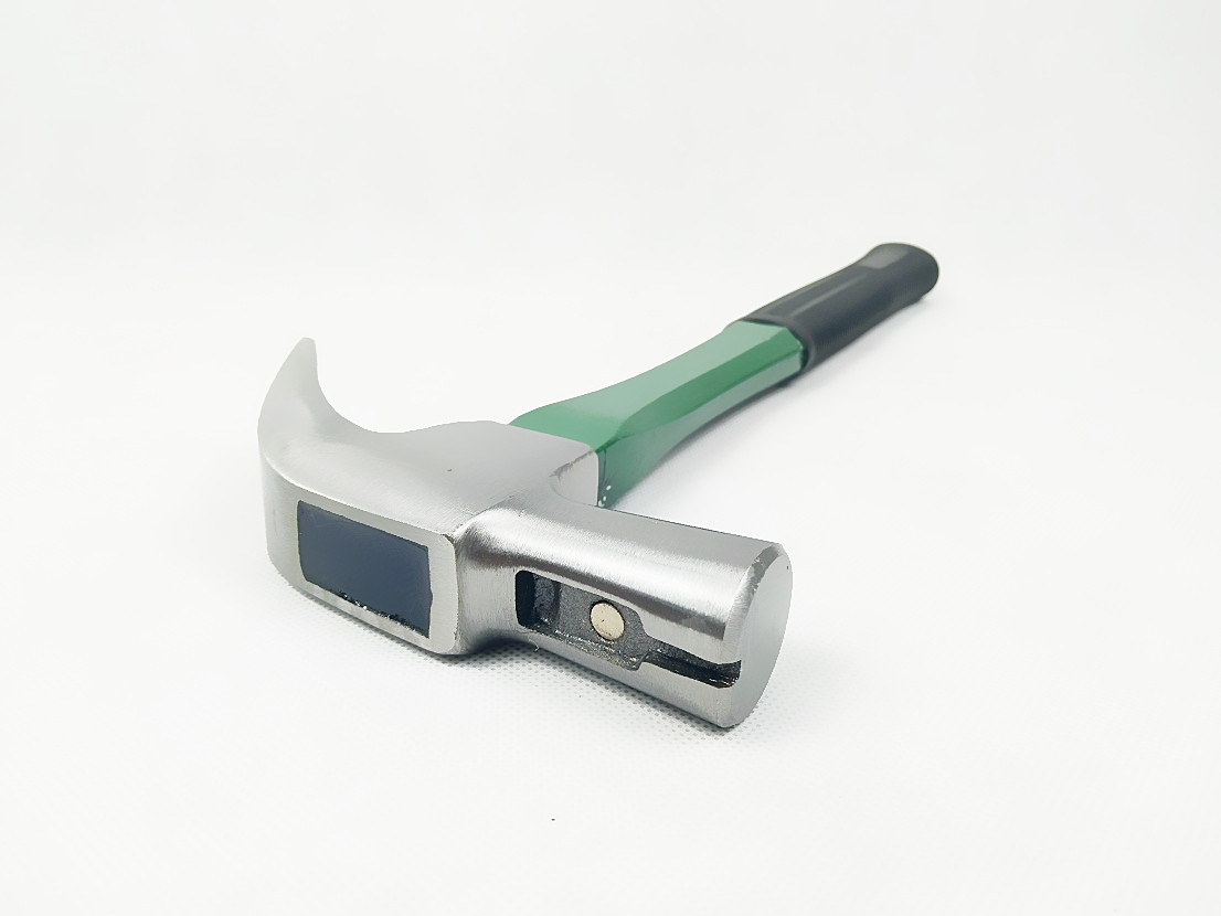 British Type Carbon Steel Carpenter Hand Claw hammer with Magnet in Hand Tools
