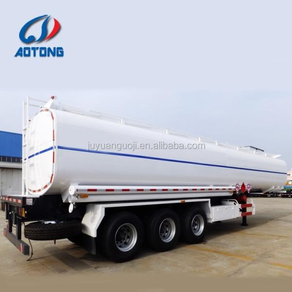 High Capacity 3 axle 46CBM Fuel Tanker / Oil Diesel Transport Truck Semi Tank