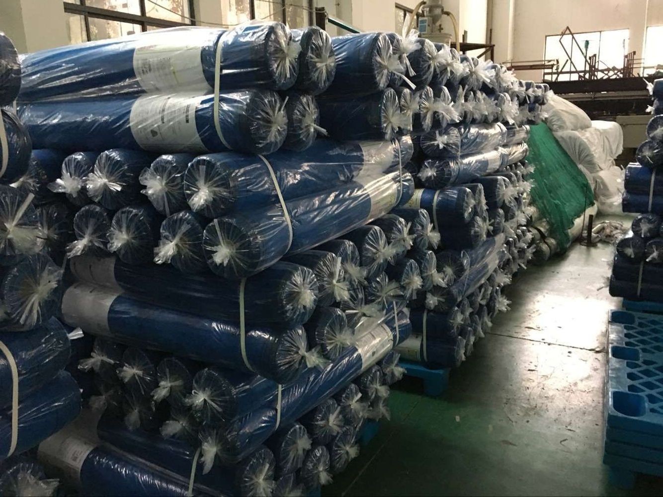 HDPE Wind Plant Protection Netting / Plastic Garden Netting For Insects Birds
