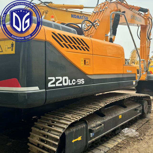 Hyundai 220 20ton Used Excavator Popular Model In Good Condition And Ready For Sale