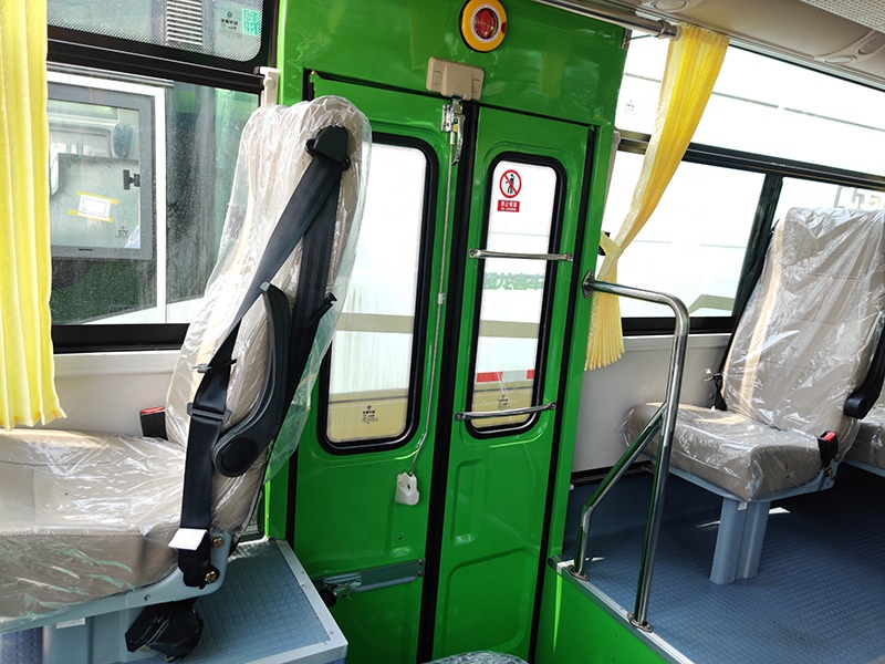 16-30 Seat Luxury Passenger Bus Diesel Mini Bus with 7.00R16LT Tires from Dongfeng