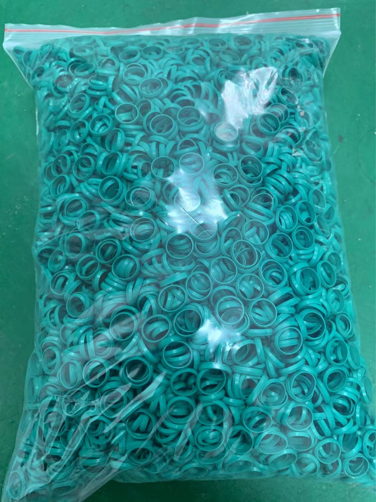 Silicone Raw Material Compression Molding Technology Rubber O Rings Seals For 5000 Psi Pressure Range High- Guaranteed