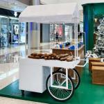 Outdoor Vendor Wine Fast Food Truck Entrepreneurial Stall Food Cart