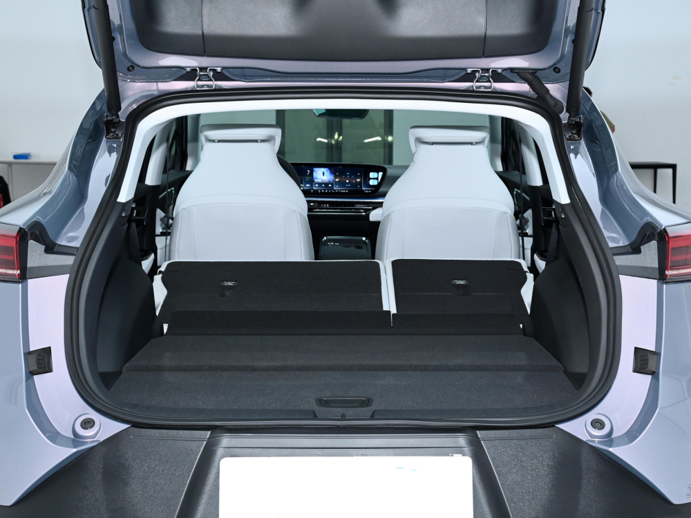2024 All Buick E4 Mid Size Suv Fast Charging 0.5h 2wd 4x4 Black Electric Car Seats 5 2 3 for Home