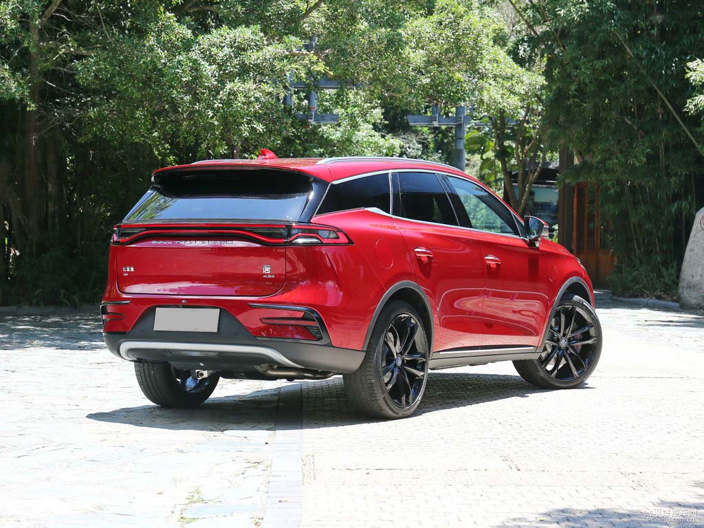 Made in China high-speed SUV 5-seat new energy vehicle BYD Tang EV 2022 600km exclusive