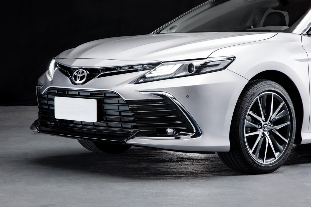 2024 Toyota Camry 2.0L Midsize Gasoline Sedan Electric Hybrid with CVT Gearbox and 206 N.m Maximum Torque