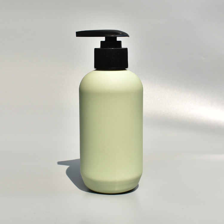 Soft Touch 250ml Pump Dispenser Bottles For Lotion Neck Finish 28/410