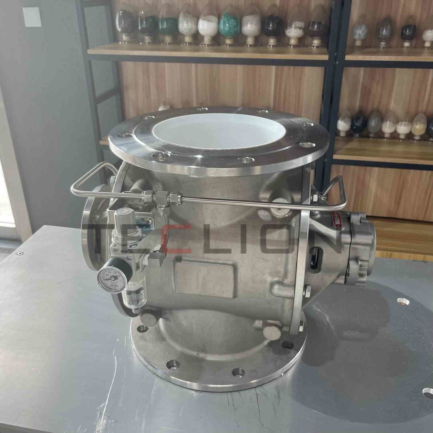 ANSI PN10 150lbs Stainless Steel Rotary Airlock Valve With Flange Drillings