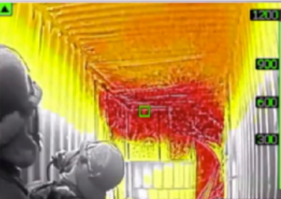 4G Live Streaming Infrared Thermal Imaging Camera SOS Alert ABS For Fireproof Helmet