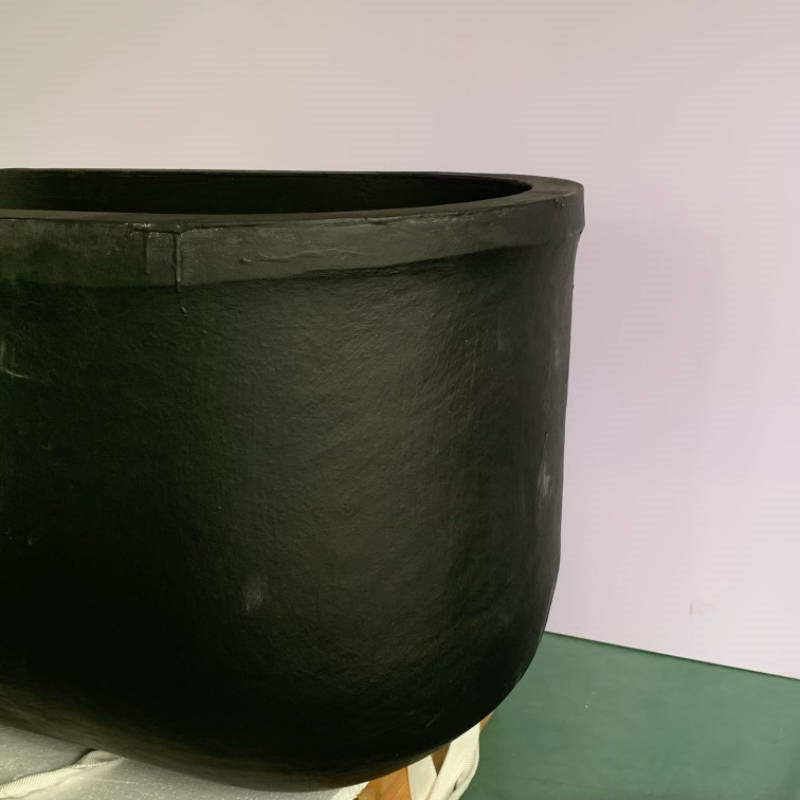 Long Service Life Chemical Stability Oval Type Crucible Metal Melting Silicon Carbide Graphite