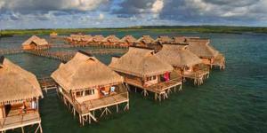 Quality Modern Prefab Steel Yellow Overwater Bungalow laminated flooring prefabricated hotel wholesale