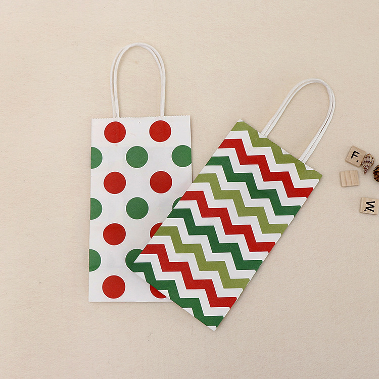 Fancy Christmas Party Favor Gift Kraft Paper Bag with Handle Custom Color Accepted