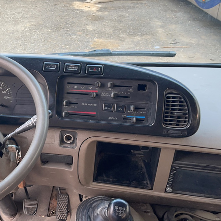 30 Seats LHD Used Coaster Bus with 9.00R20 Tire and Diesel Engine in Good Condition