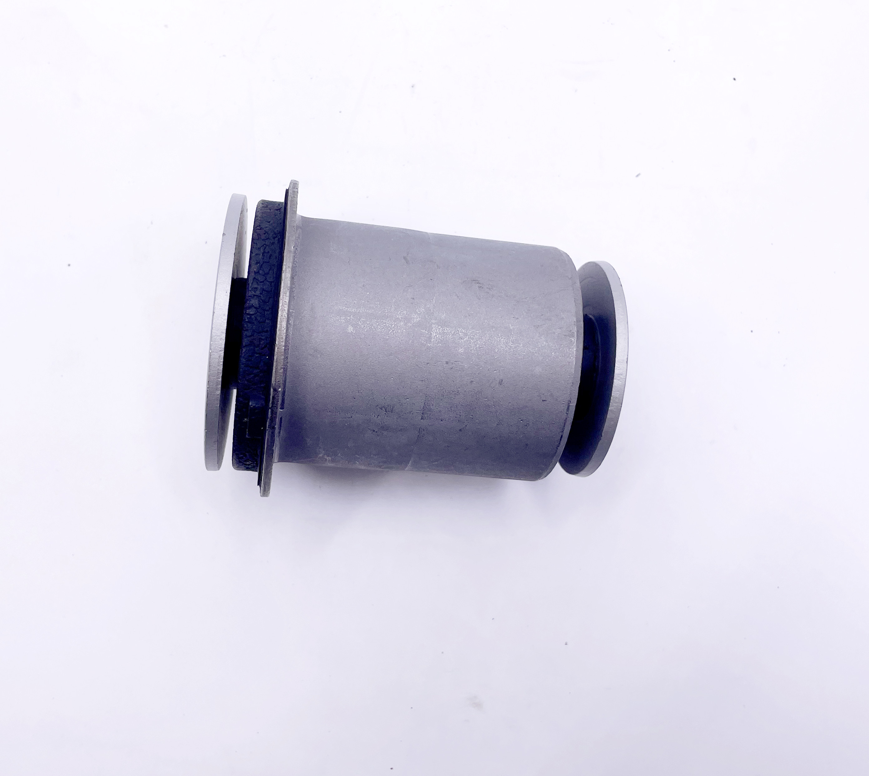 486550k040 Front Lower Suspension Control Arm Bushing ODM Antiwear