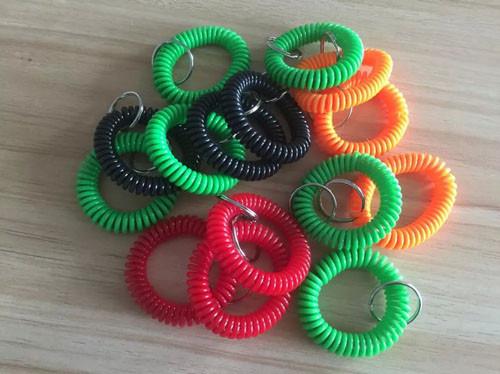 Colorful wrist badge accessories stretchable wrist coil bands plastic promotiona