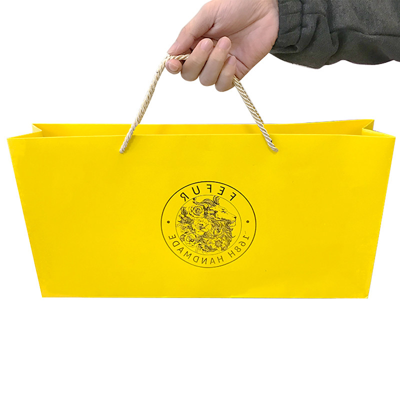 Handmade Flat Bottom Gold Gift Bags With Handles Hot Stamping