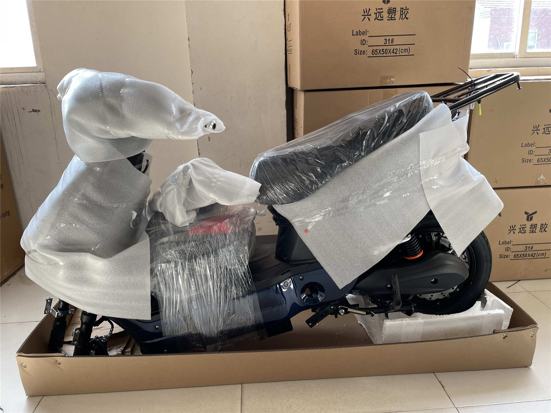Adult Moped Electric Bike 48V 500W 1000W Motor Power Two-Wheel Electric Scooter Bluetooth Smart Front Brake 30AH 40AH Options
