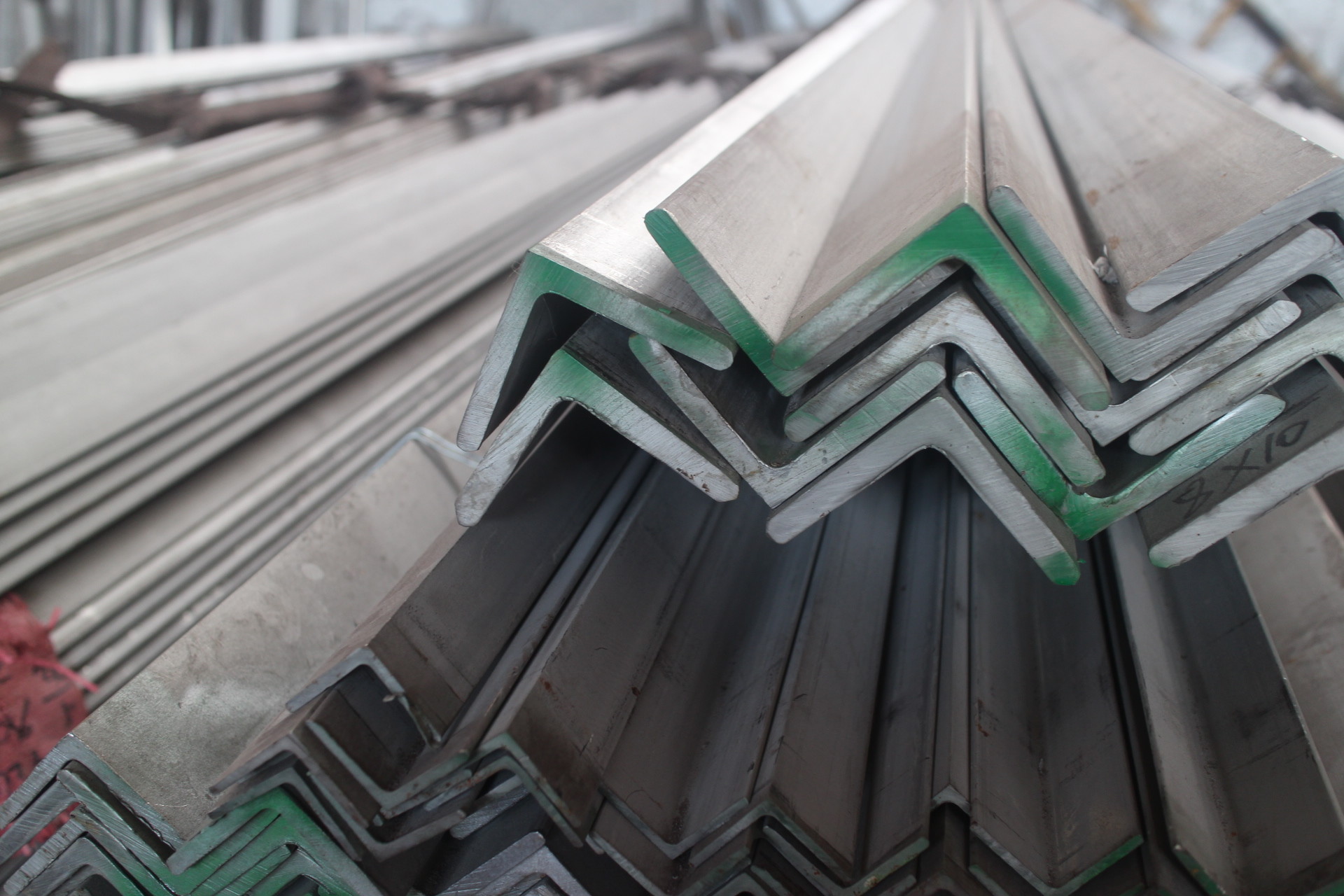 SS304 Hot Rolled Stainless Steel Structural Angles GB BS EN