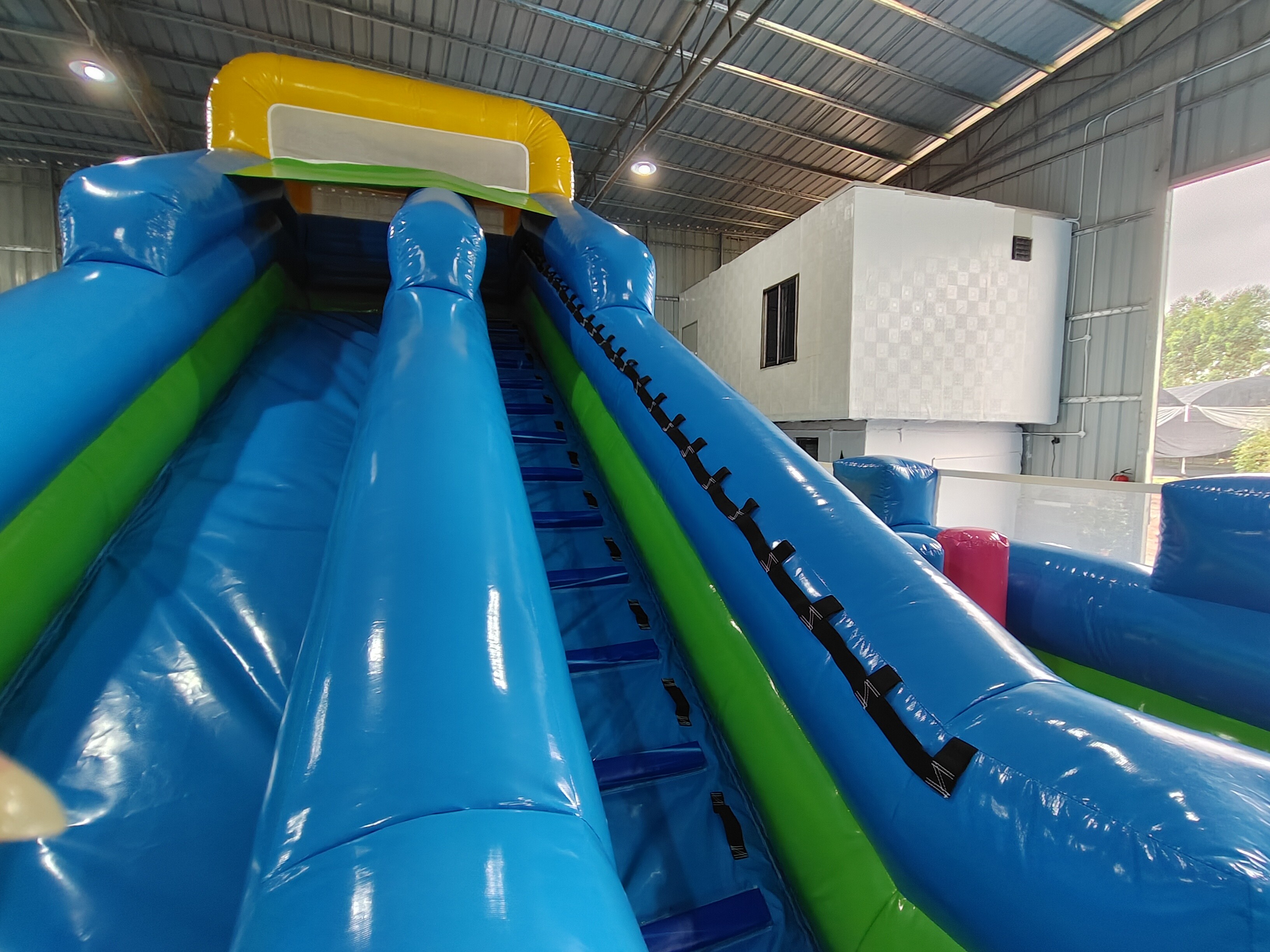 High Quality Commercial Outdoor Giant Inflatable Fun City Jumping House With Slide Inflatable Playground For Kids