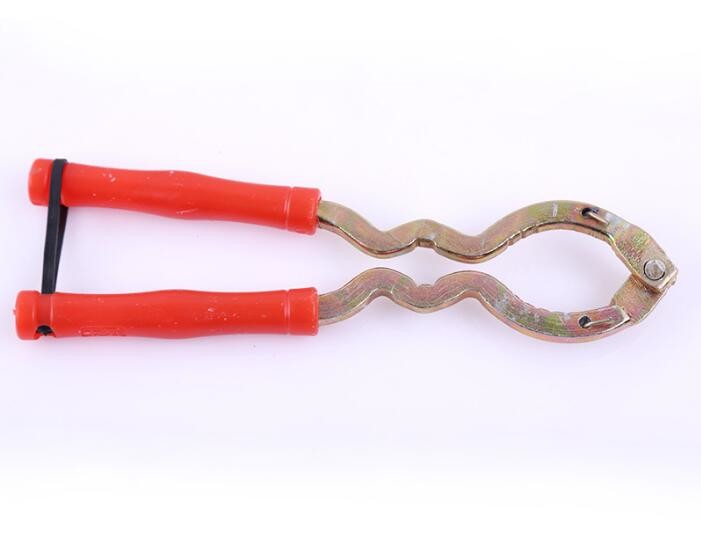 Hot sale Walnut clip Nut Cracker (WNC-2),galvanized surface, good price fruit and vegetable tools