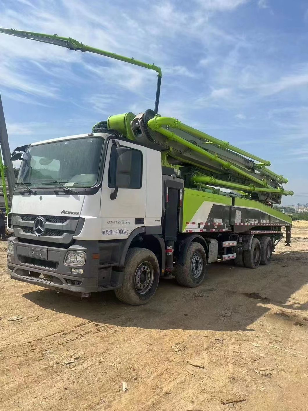 2019 Zoomlion Concrete Boom Pump 56m Truck Mounted Pump Mercedes Benz Heavy Equipment