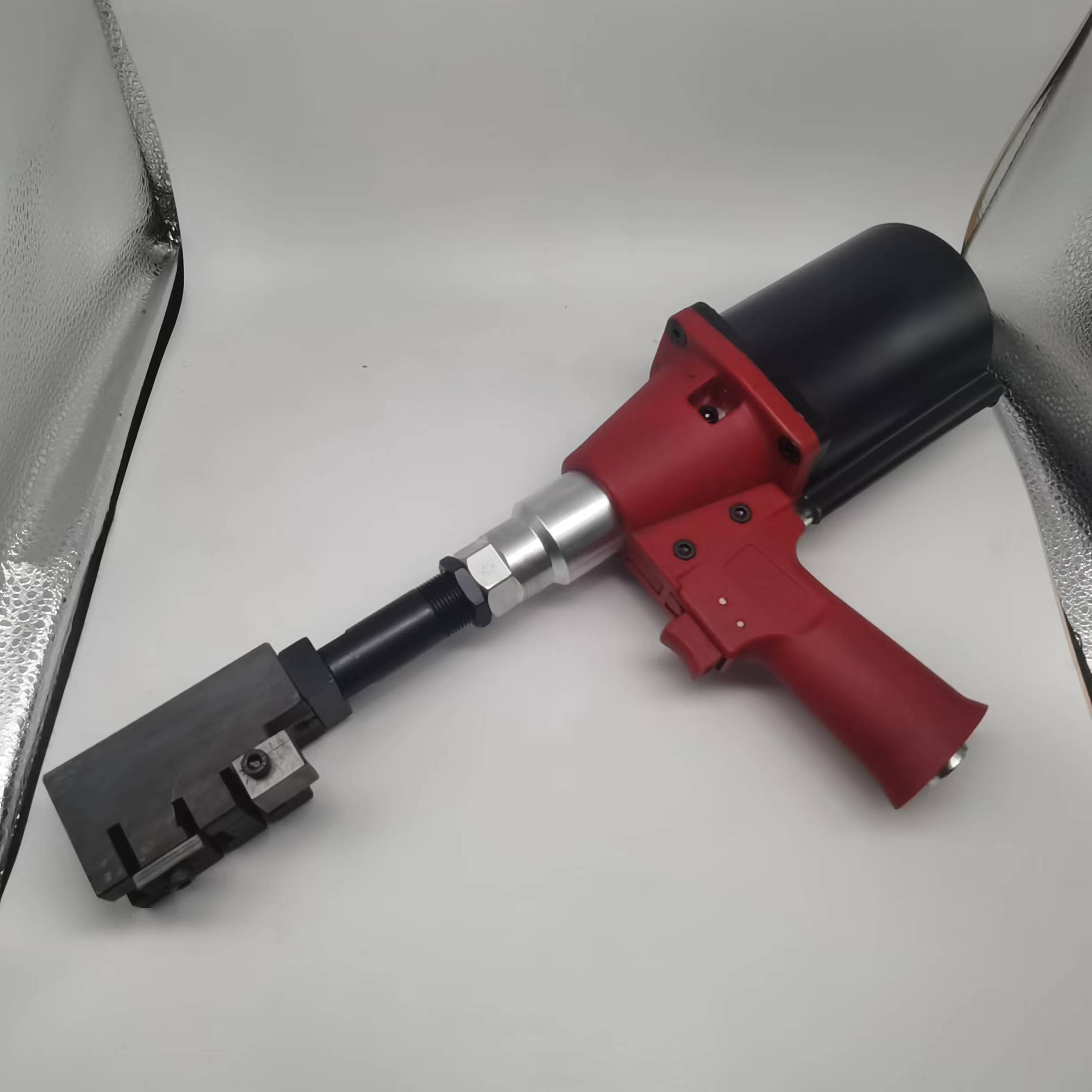 13mm Stroke Pneumatic Aluminium Window Punching Machine