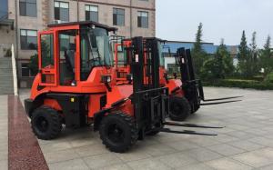 Quality 4WD CPCY30 Off Road Hydraulic Industrial Forklift Truck / All Terrain Forklift 3000KG CE wholesale