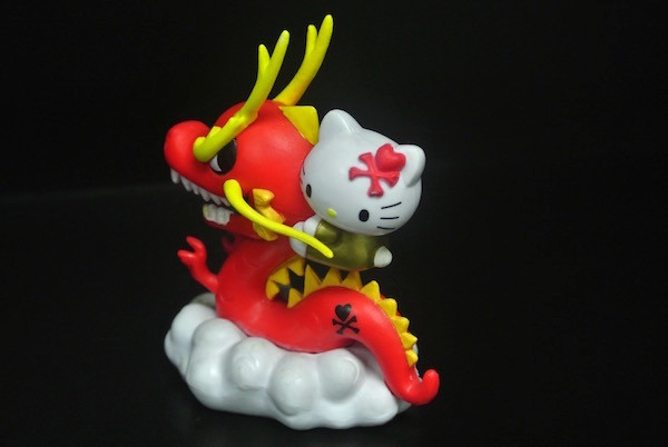 Red Dragon Custom Plastic Toys Hello Kitty Figure With Chinese Dragon