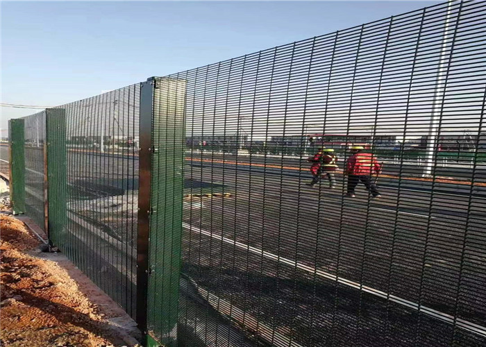 Direct Factory Manufacturer Galvanized And Powder Coated High Security 358 Fence,2M High V Beam Prison Mesh