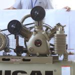 Industrial 4kw/5.5hp 2 Piston Air Compressor Pump 400L/Min Exhaust Volume