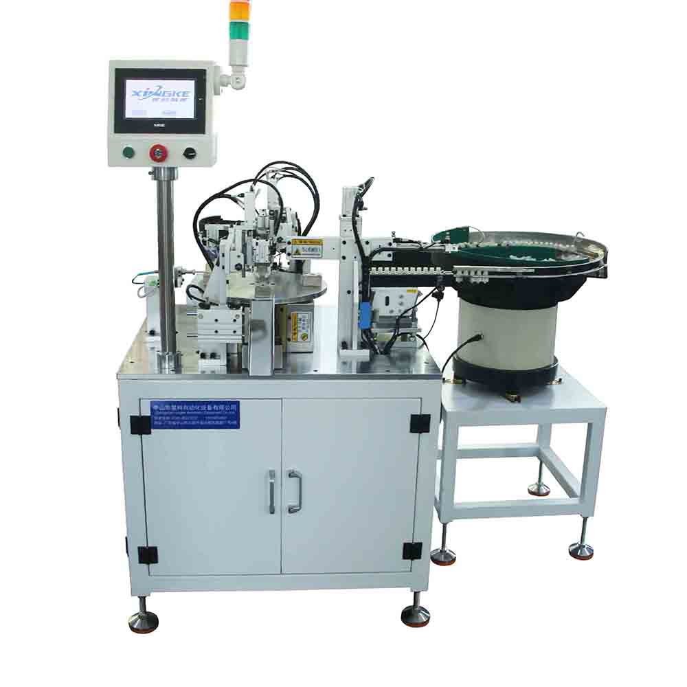 Plastic Seat And Nut Automatic Assembly Machine With Vibrating Bowl Feeding