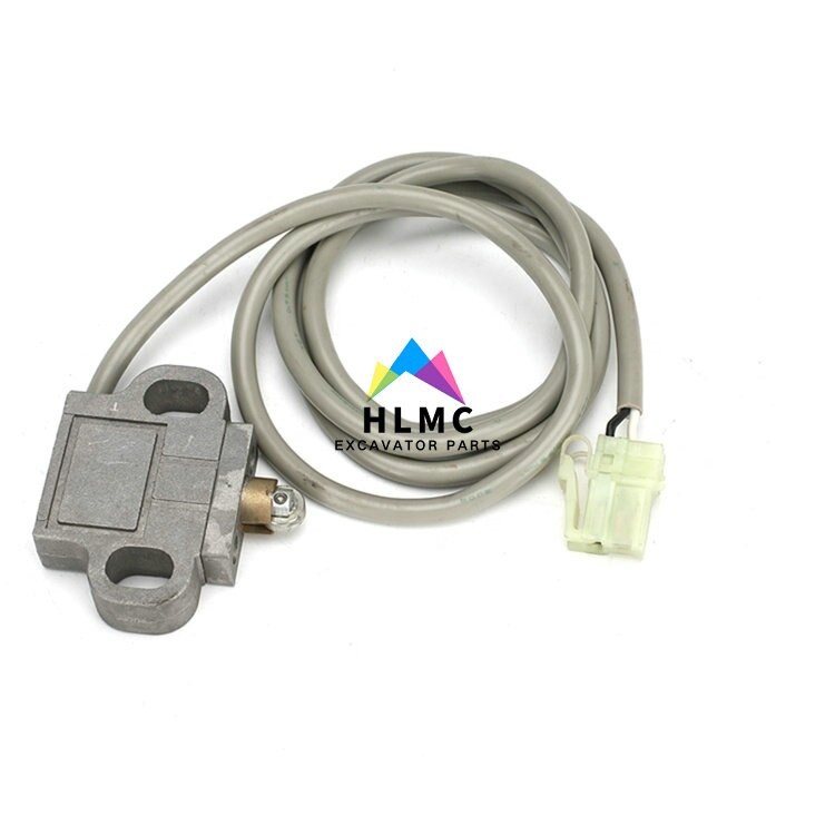 203-06-5621 D4C-9093 PC200-5 PC200-6 6D95 Travelling Pressure Sensor Excavator Switch