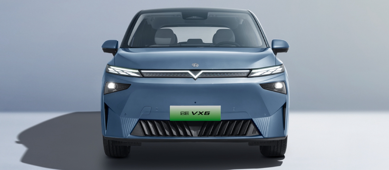 Venucia VX6 Electric Car High Speed Electric Vehicles with Max Speed 165km/h at 2850mm Wheelbase