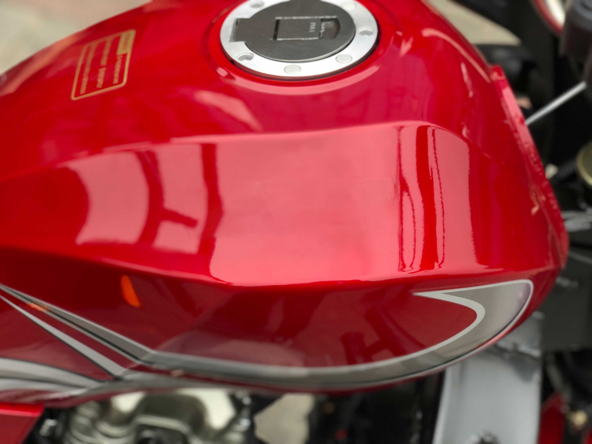 DAYANG 200CC Lifan CCC Origin Red Heavy Loading Truck Tricycle with Super Cold Engine