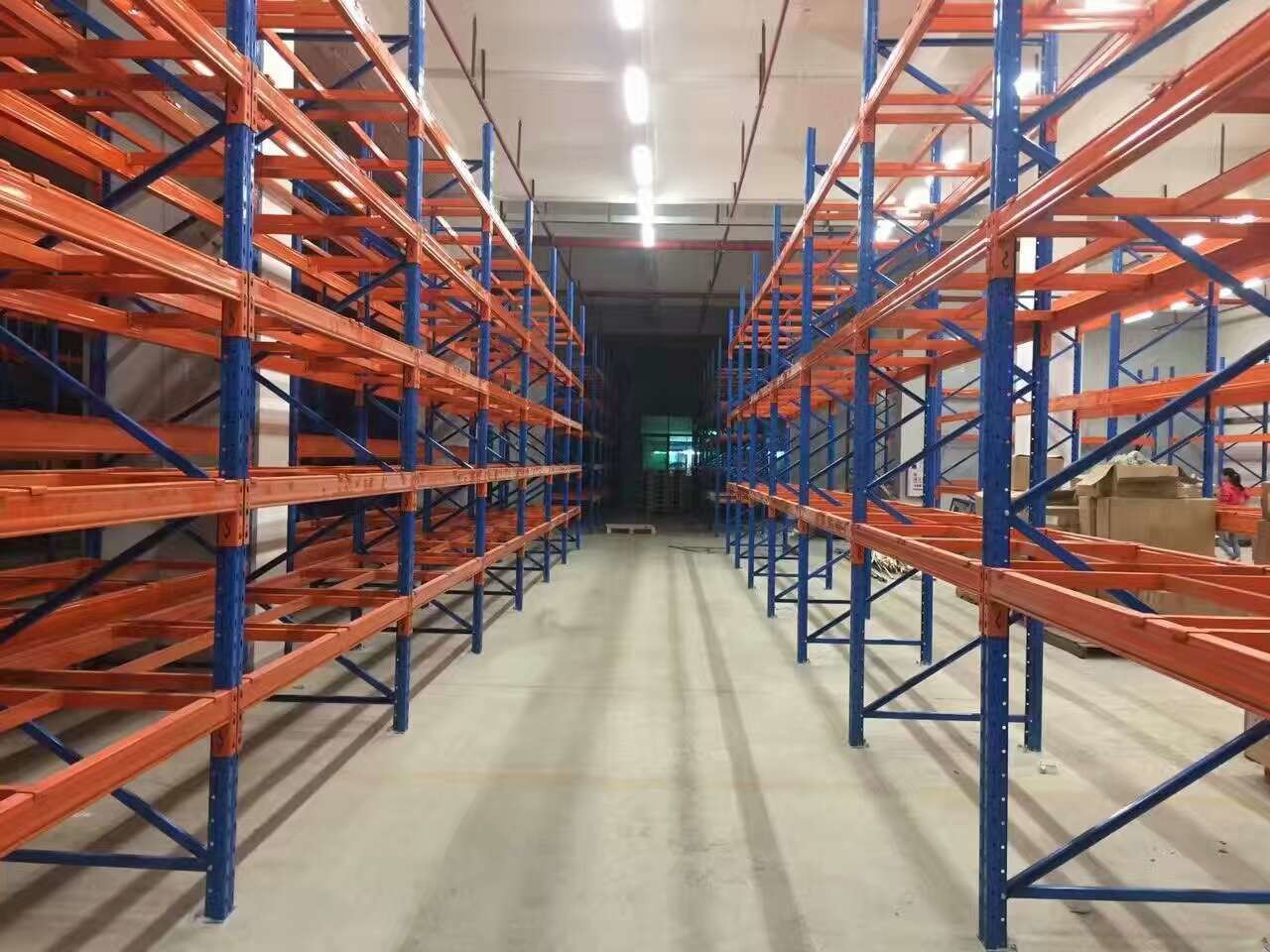 Industrial Overhead Storage Warehouse Rack Stainless Steel 1-2.5mm Depth
