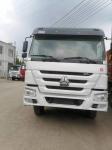 ISO Certified 371HP HOWO 6X4 Diesel Dump Truck with Manual Transmission and Good