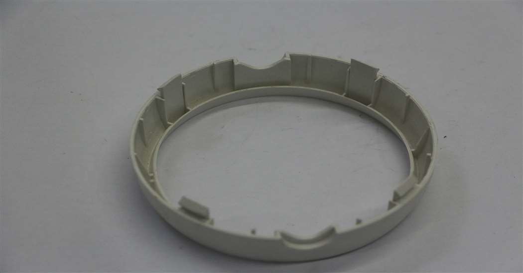 White Color Custom Plastic Injection Parts Precision Processing Corrosion Resistant