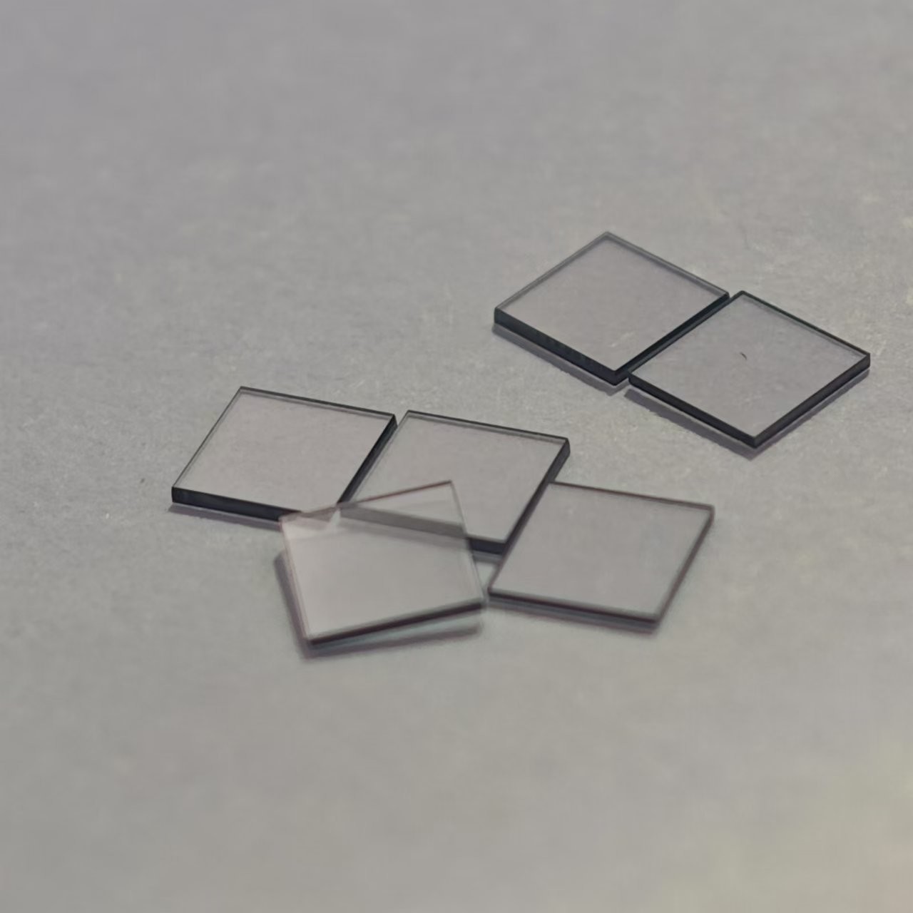 Electronic Grade Single Crystal CVD Diamond Lab Grown Diamond 4*4*0.3 4*4*0.5