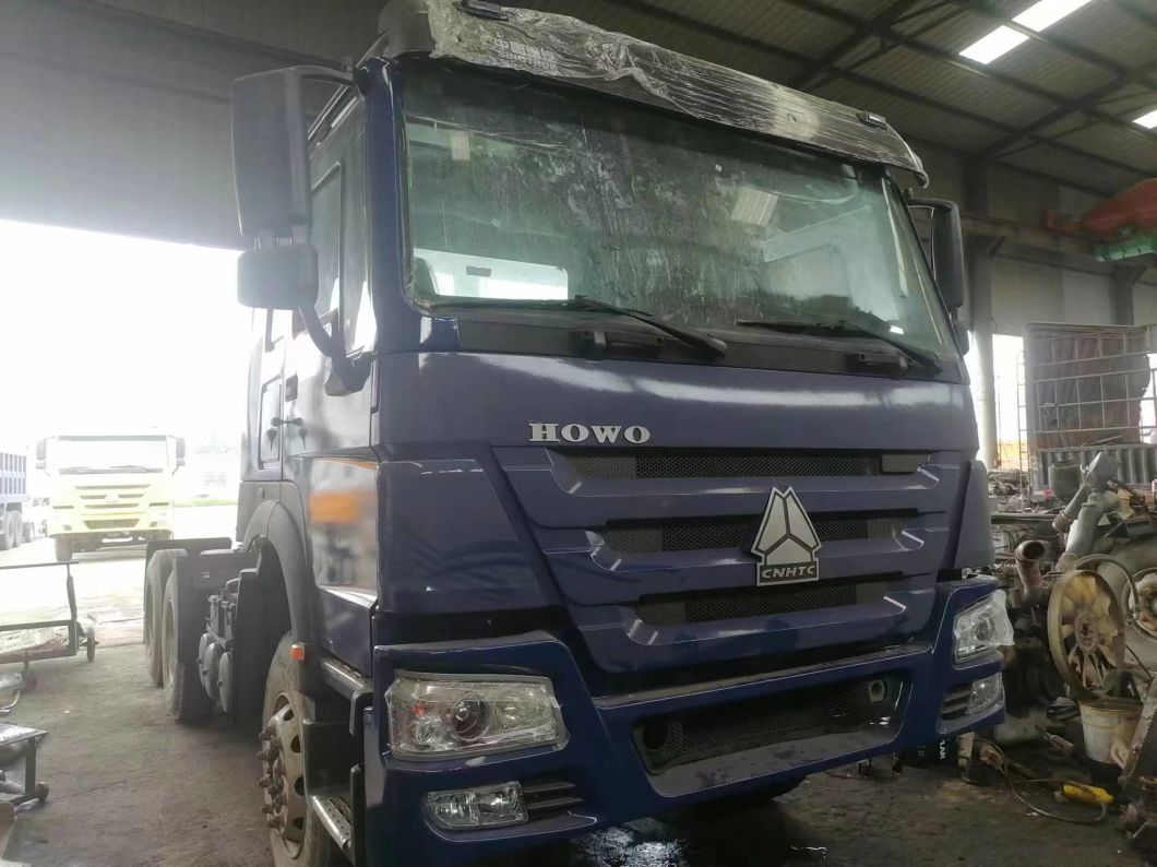 Blue Sinotruk HOWO 6*4 Tractor Truck