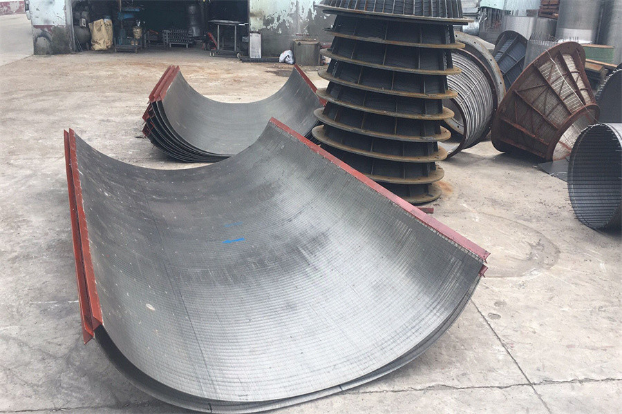 Vibrating Static Sieve Bend Screen 45 Degree Anti Rust For Industrial Filtering