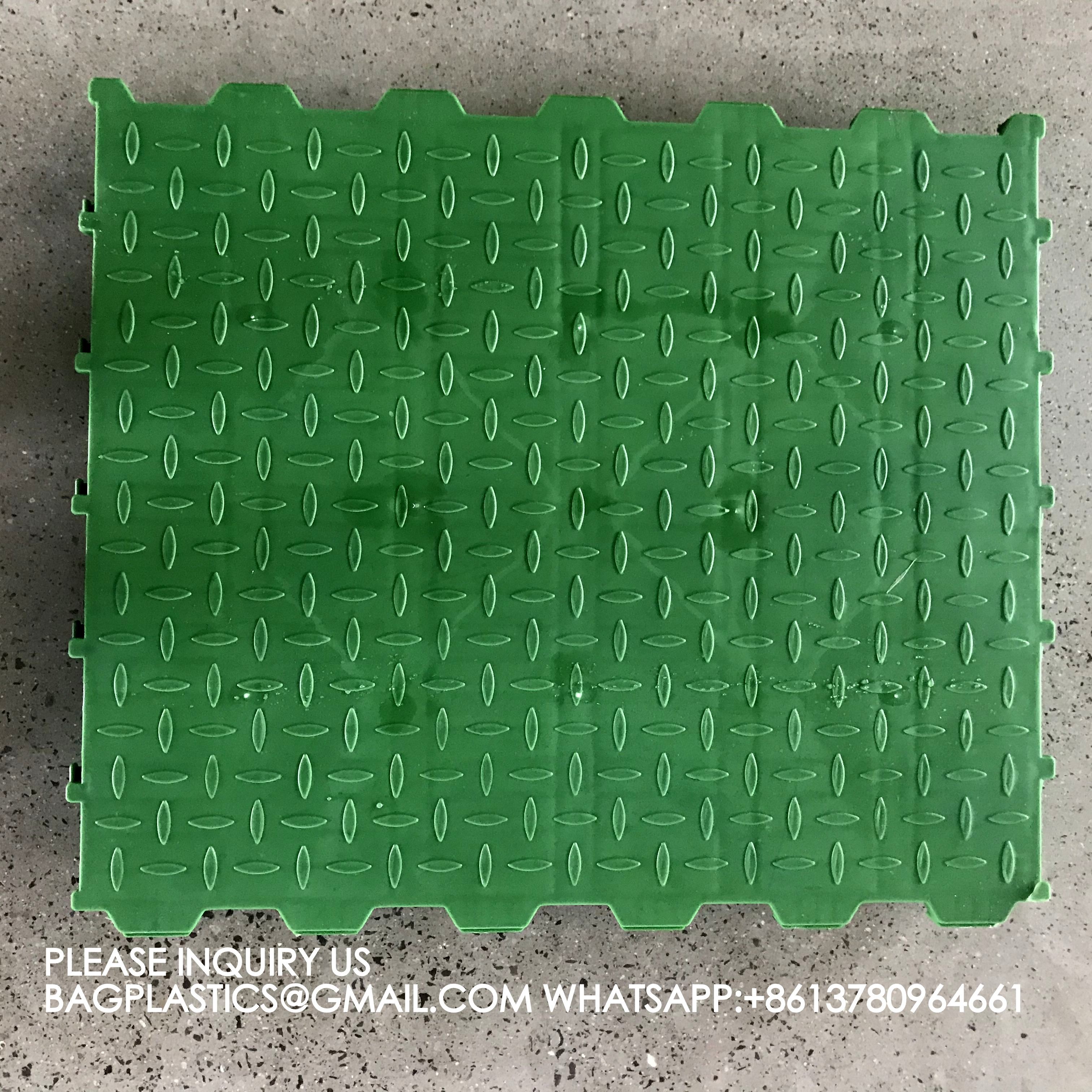 600*600mm Plastic Slats Blind Floor For Pig Farrowing Crate Equipment automatic pig injection